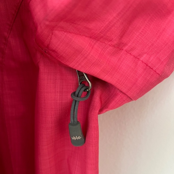 Athleta Rain Check Shell Jacket Pink Women Raincoat Small EUC Outdoor Waterproof - Picture 9 of 12